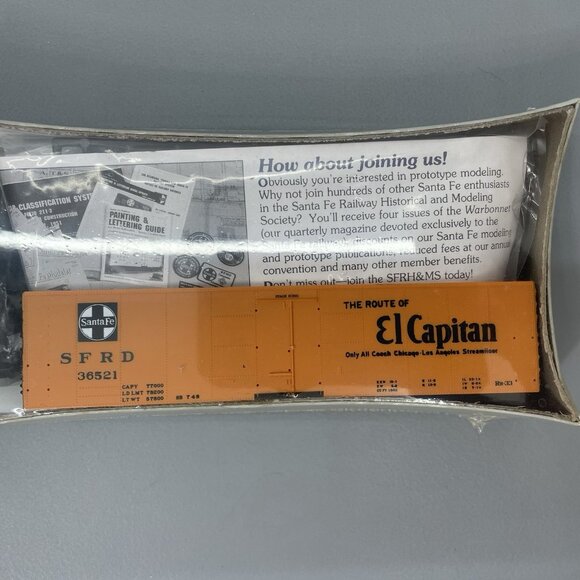 Vintage HO C&BT Santa Fe El Capitan Ice Reefer SFRD 36521 Orange Train Car Kit - Picture 3 of 7